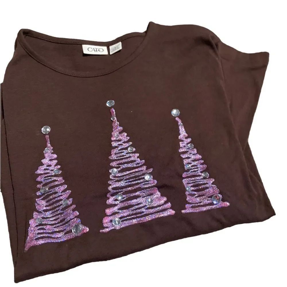 Cato size large long sleeved Christmas tree shirt excellent